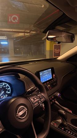 نيسان ألتيما